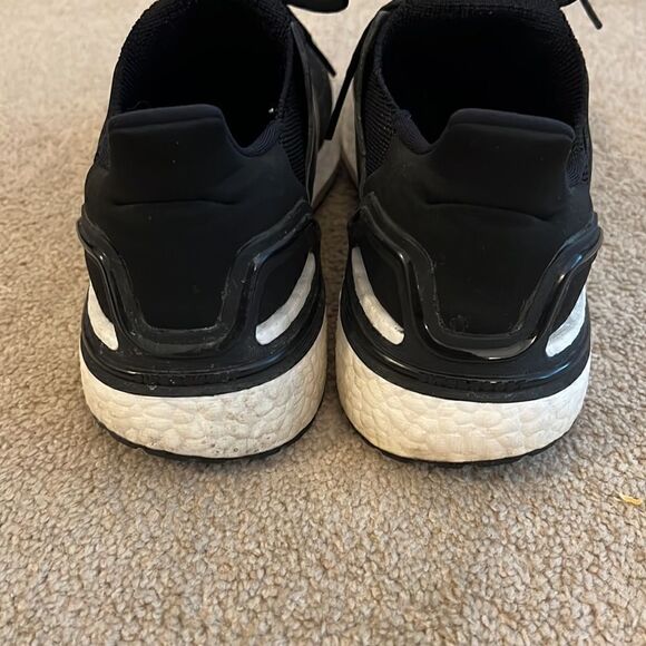 Adidas Ultraboost Black m6/w7  - Picture 5 of 7